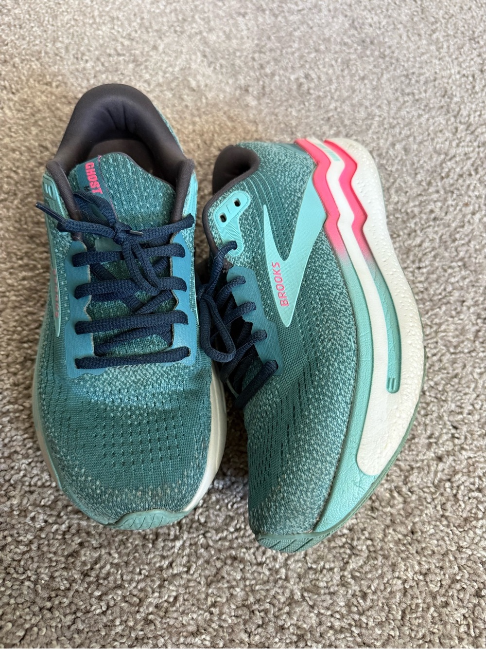 Brooks Women's Teal and Pink Athletic Running Shoes - Picture 16 of 16